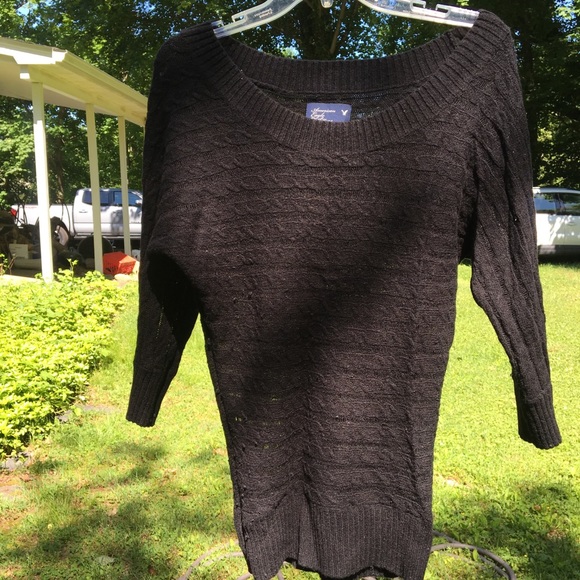 American Eagle sweater - Picture 1 of 3